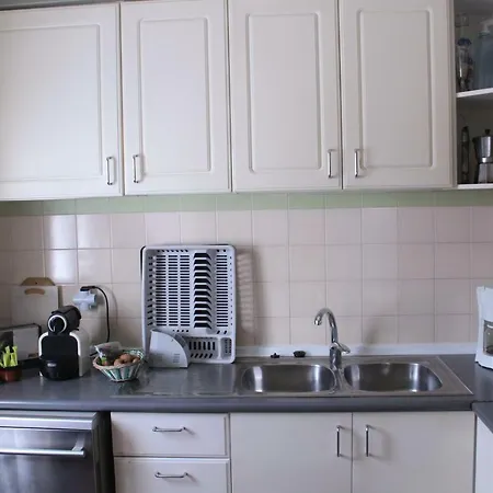 Laurel House * ロウリニャン